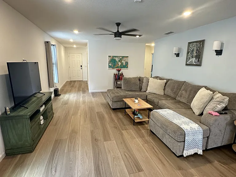 3499 Mildred Way — Photo 7