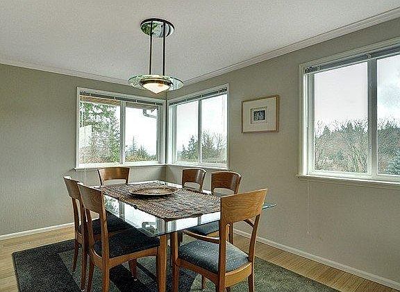 5th image of 14012 SE 49th Pl