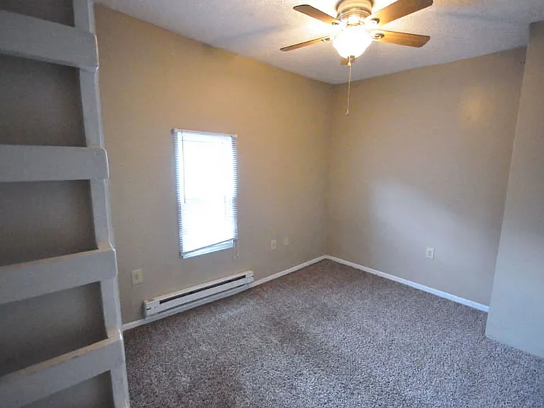 61 McMillen Ave — Photo 14