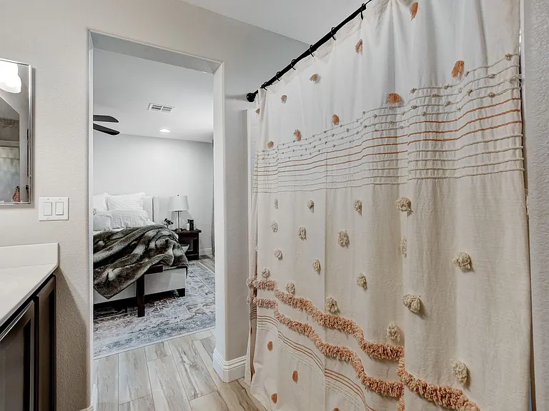 10233 Gibson Isle Dr — Photo 24