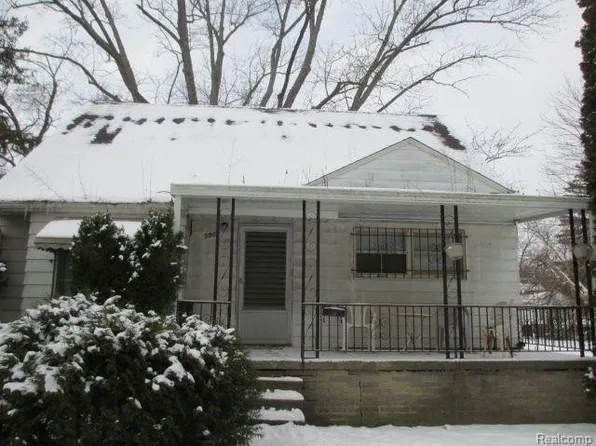 5909 Edwards Ave, Flint, MI 48505