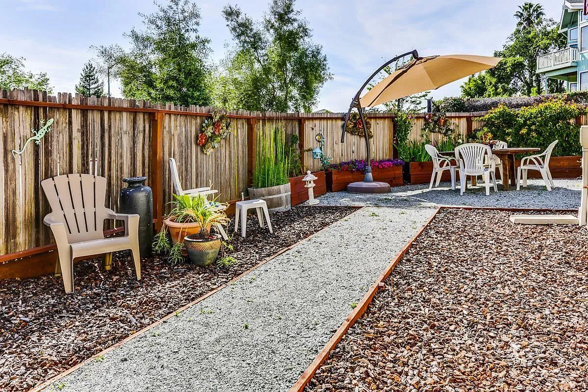 7137 Soquel Dr — Photo 1