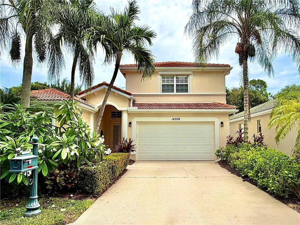 3 bed, 2.0 bath, 2599 sqft, $9,500 — Photo 2