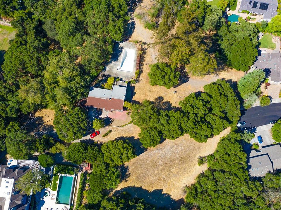 1st image of 17200 Los Robles Way