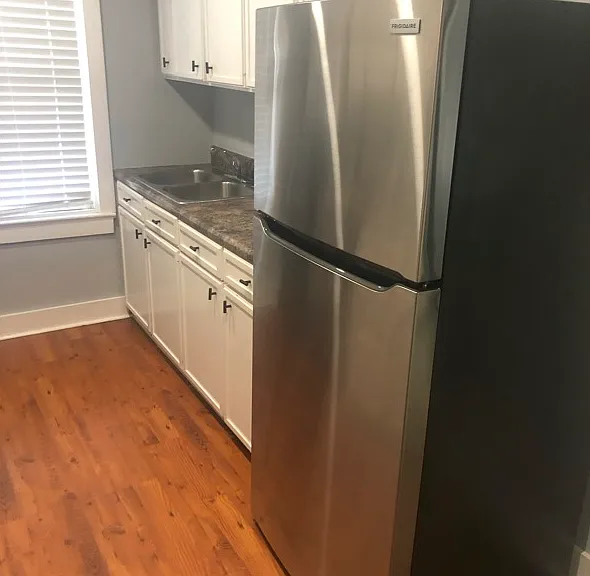 81 Simons St #B — Photo 3