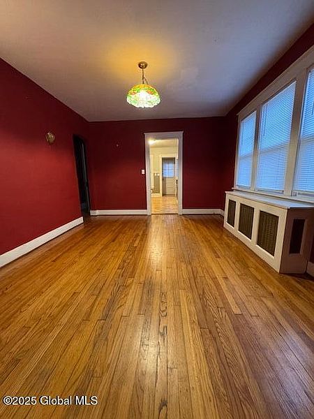 5th image of 433 Partridge Street