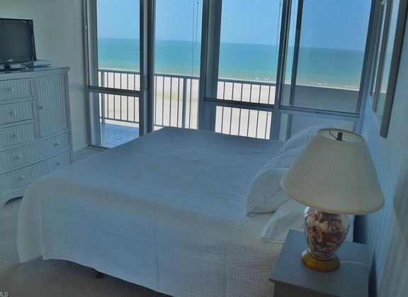 4th image of 140 Seaview Ct APT 1103N