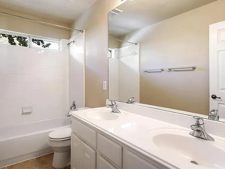 15904 Double Eagle Dr — Photo 18