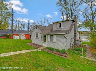 252 Baylor Rd, Fleetville, PA 18420