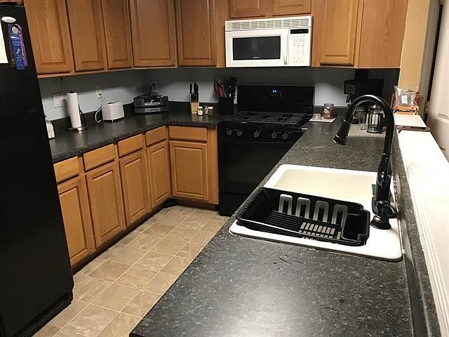 2nd image of 373 S Poplar Dr