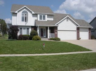 14937 Wildwood Dr, Clive, IA 50325