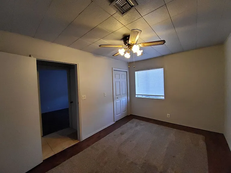 610 W Colt Cir — Photo 6