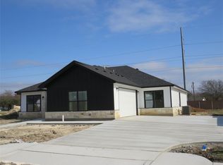 904 Gallant Fox Rd, Hewitt, TX 76643