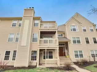 34 Spruce Ct APT 98, Clifton, NJ 07014