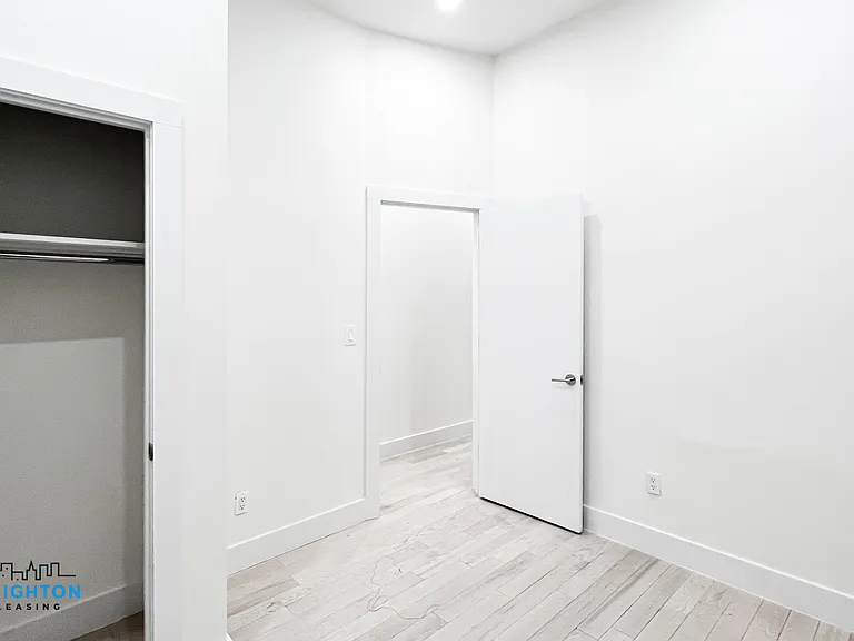 750 Washington Ave #1LL — Photo 6