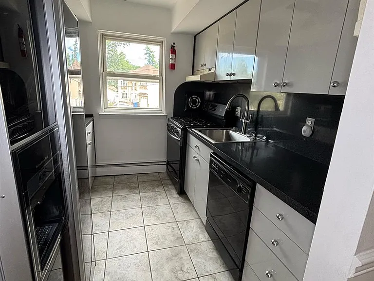 55-C0048 Gill Ln #48 — Photo 5