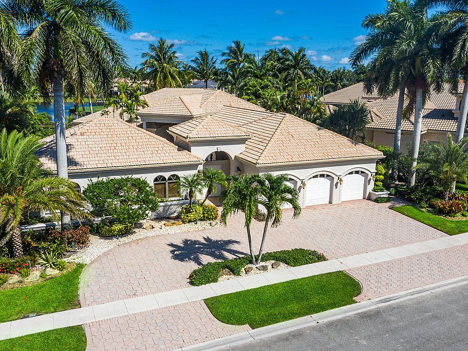 1st image of 16331 Vintage Oaks Ln