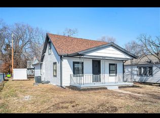 405 Newton St, Edwardsville, KS 66111