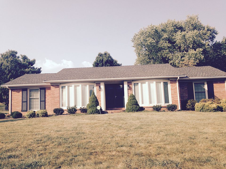 1st image of 689 Cindy Blair Way