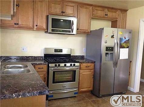 5th image of 1424 N Mollison Ave