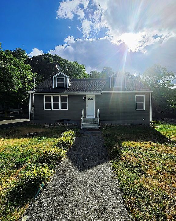 1st image of 28 King St