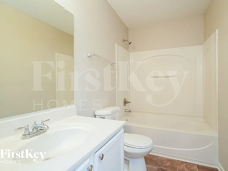 5701 Yachtsman Ct — Photo 17
