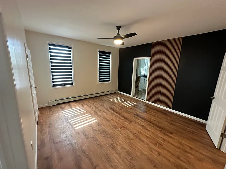 46 11th Ave W #3 — Photo 3