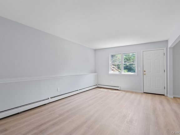 5th image of 49 Georgia St #B
