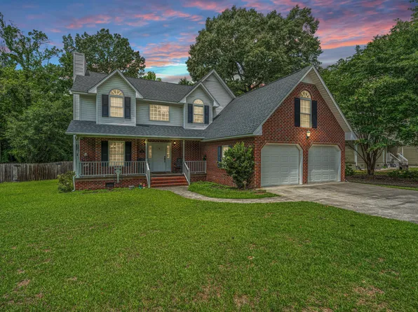 1543 Sterling Oaks Dr, Moncks Corner, SC 29461