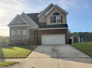4017 Grand Isle Dr, Chesapeake, VA 23323