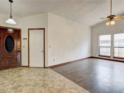 1909 Foxfire Rd, Edmond, OK, 73003