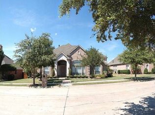 2307 Creekside Cir N, Irving, TX 75063