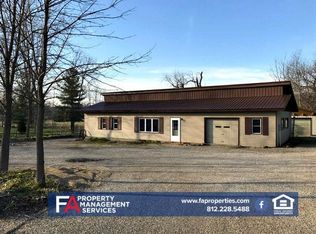 7146 E State Road 64, Francisco, IN 47649