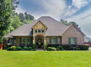 3820 Chase Ridge Dr, Longview, TX 75605