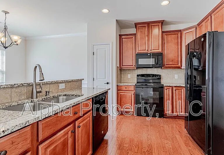 12 Irvington Dr — Photo 12