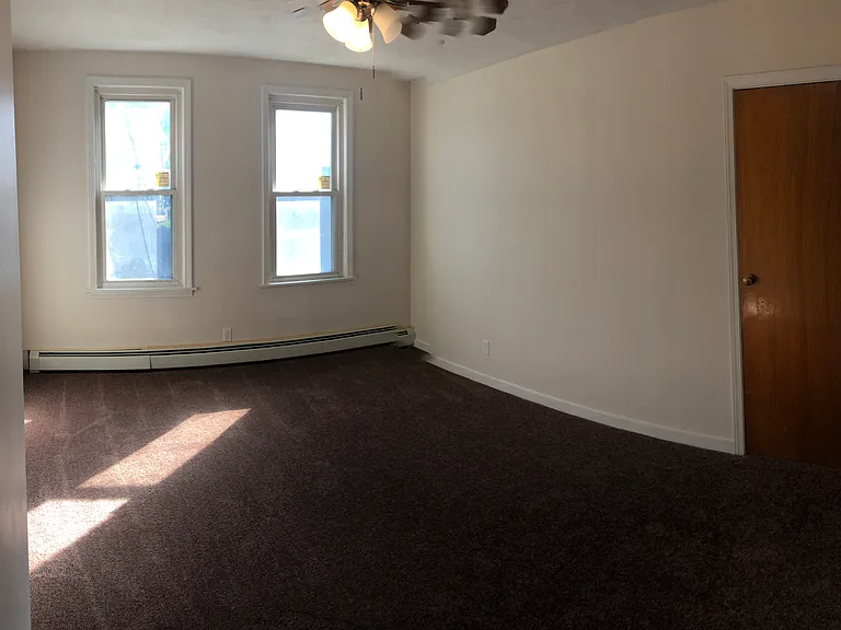416B Shingiss St — Photo 6