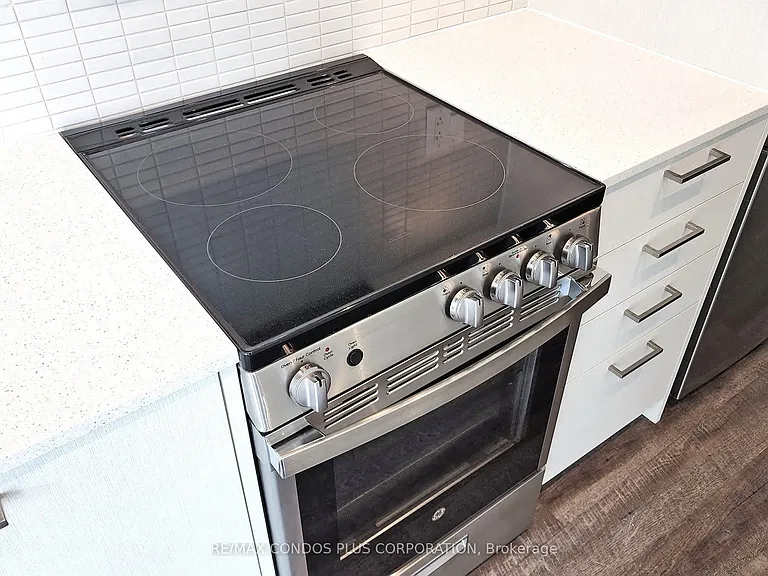 1808 Saint Clair Ave W #706 — Photo 13