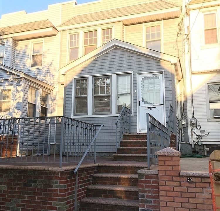 1st image of 10743 121st St