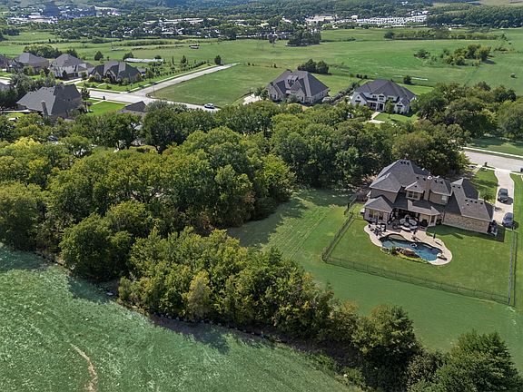 4th image of 133 Falcon Point Dr