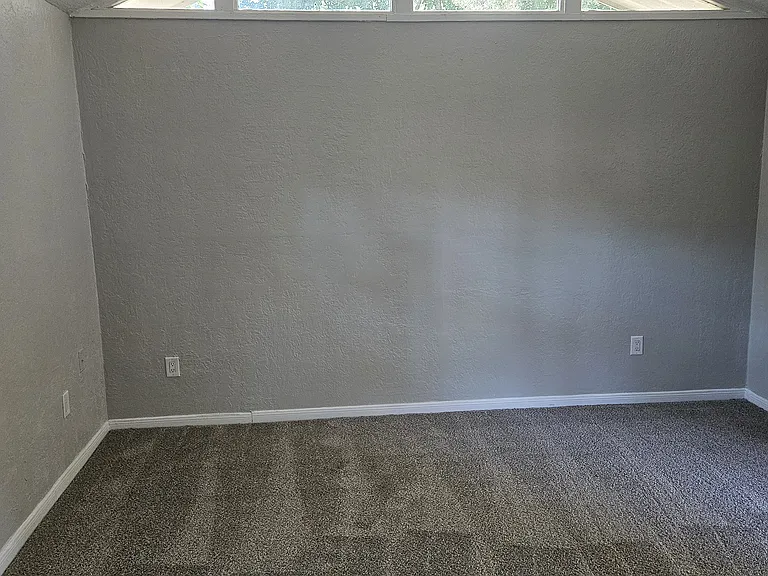 Rosewood Dr — Photo 6