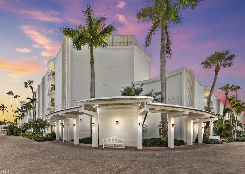 1st image of 400 Park Shore DR #502