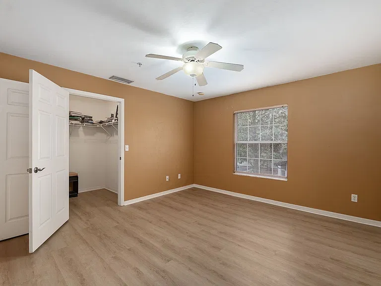 4215 SW 31st Dr #204 — Photo 12