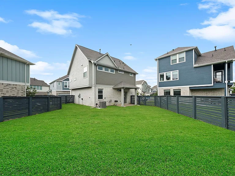 18814 River Overlook Ct — Photo 5
