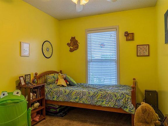 4th image of 2441 Avalon Woods Dr