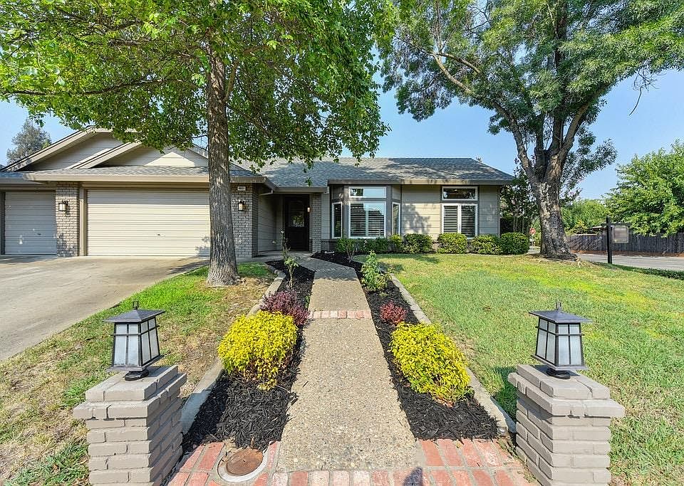 1st image of 4601 Odessa Ct