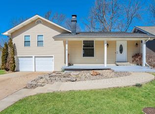 19 Julie Ln, Saint Peters, MO