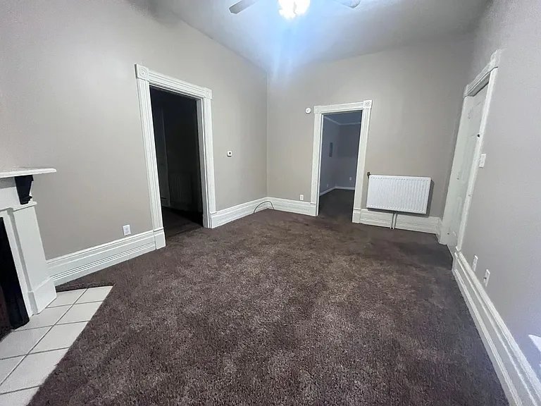 2427 S Calhoun St — Photo 4