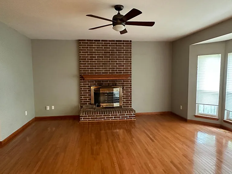 1370 Briar Creek Dr — Photo 19