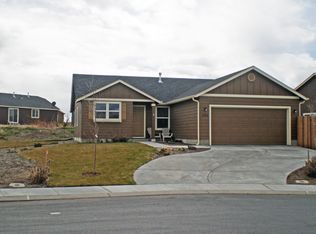 444 NE Spruce Ct, Redmond, OR 97756