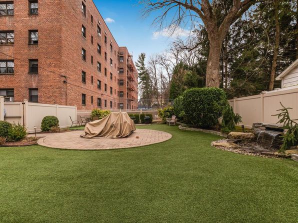 60 White Oak Street #2-H, New Rochelle, NY 10801